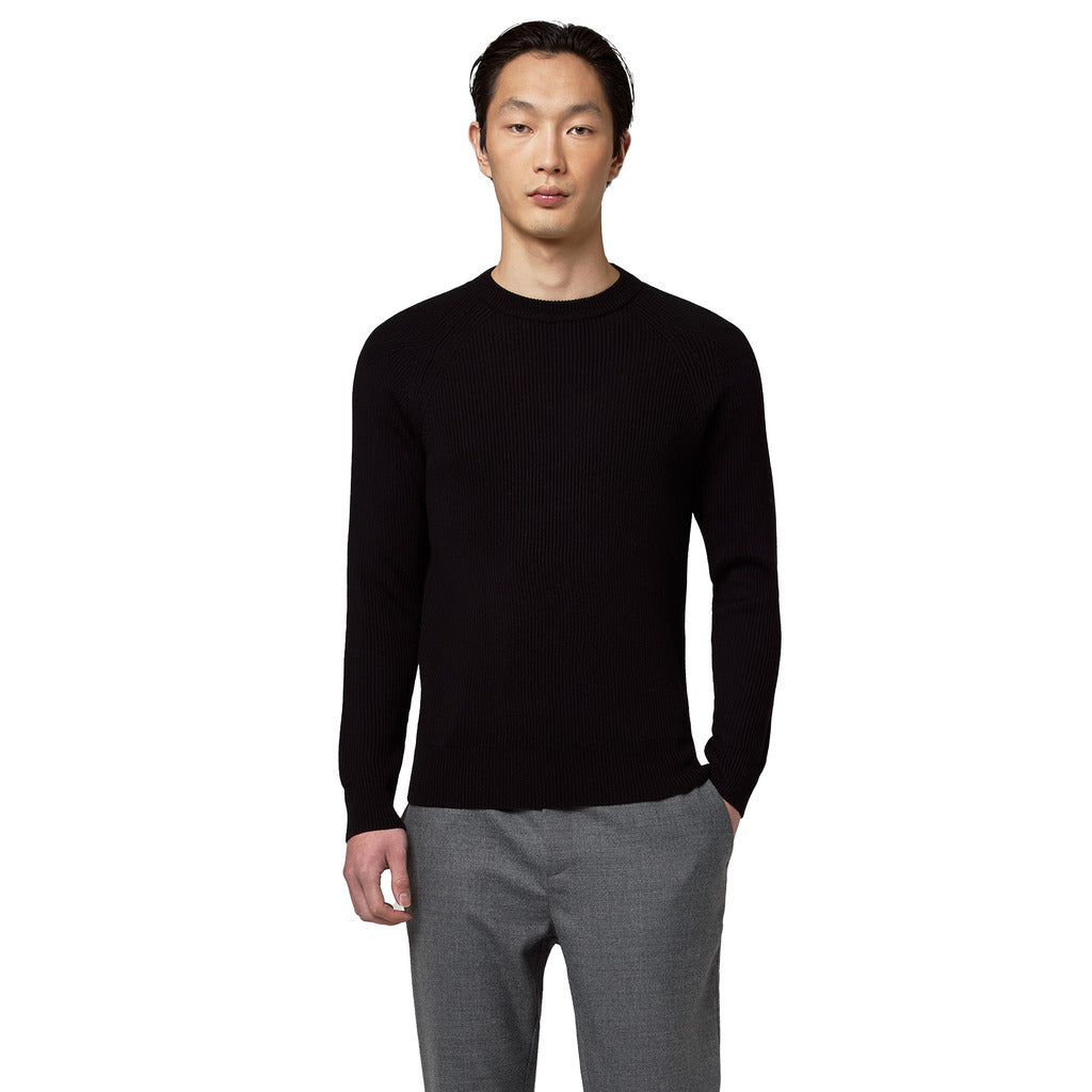 Alpha Studio Men's Black Sweater