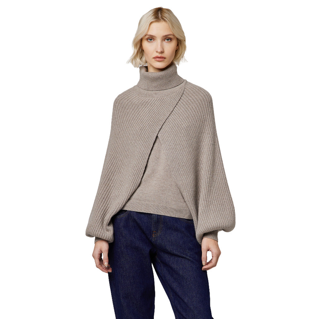 Alpha Studio Women's Beige Shrug