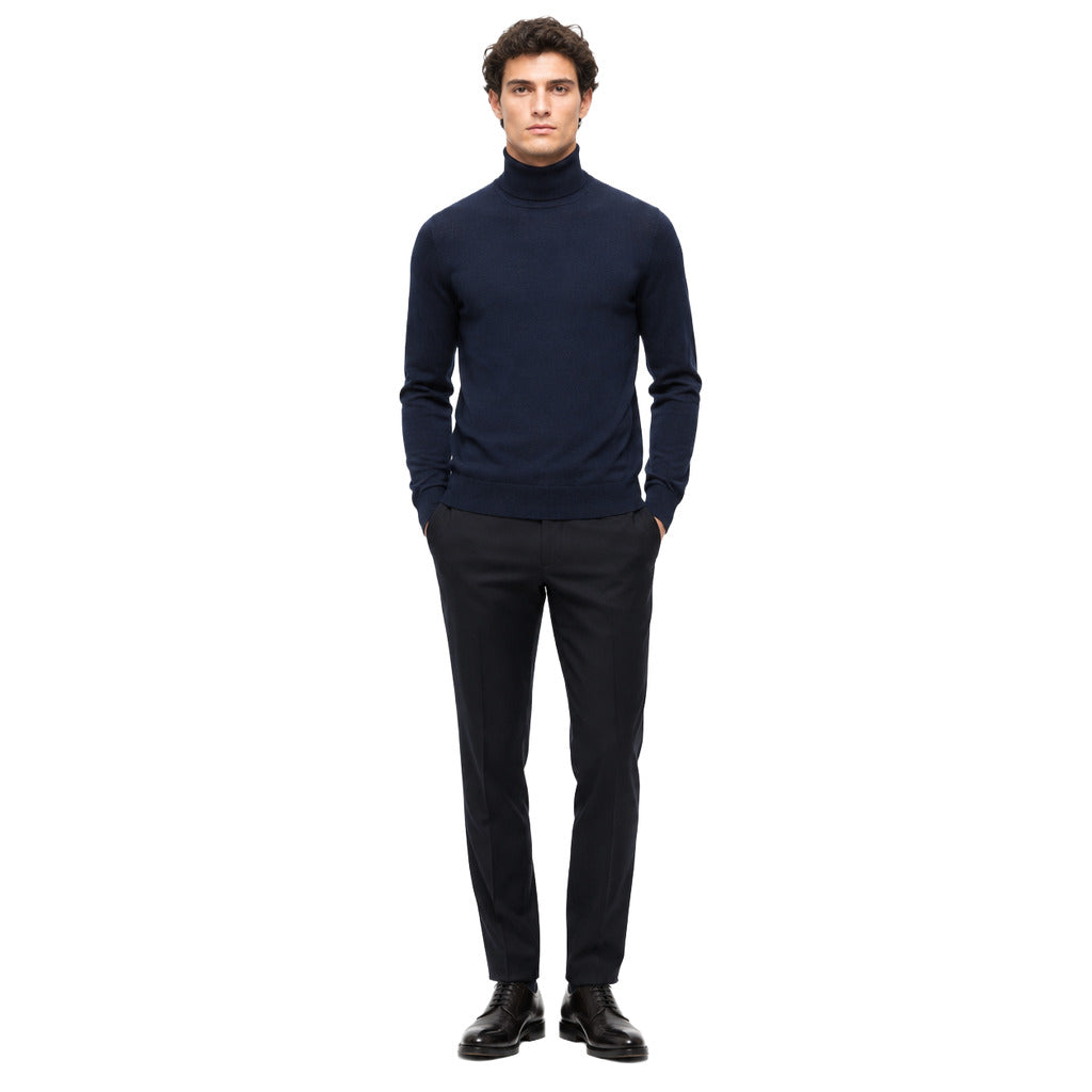 Alpha Studio Men's Blue Sweater