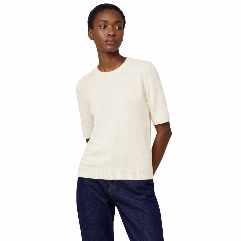 Alpha Studio Women's White Sweater