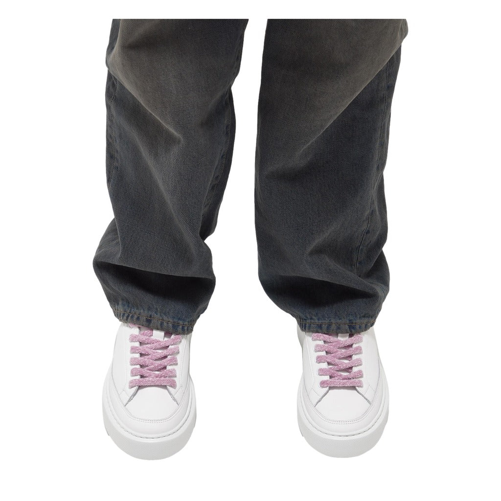 D.A.T.E. Women's White and Grey Sfera Stripe Sneakers