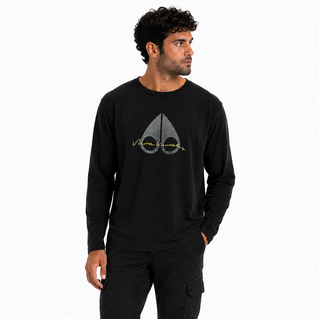 Moose Knuckles Men's Black T-shirt