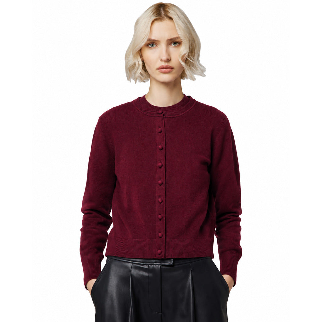 Alpha Studio Women's Red Sweater